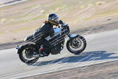 media/Feb-05-2023-Classic Track Day (Sun) [[c35aca4a42]]/Group 3/session 4 turn 4/